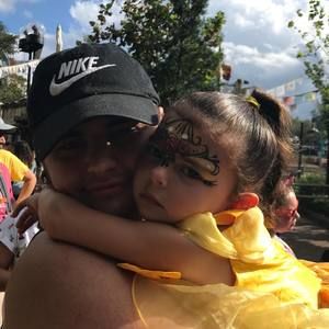 Meet your Posher, Christian